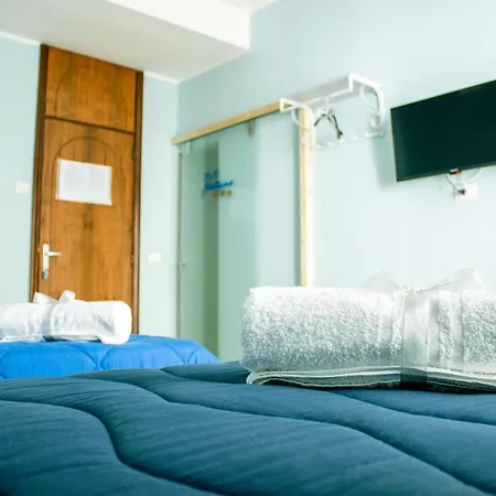 Nettuno Nocleg ze śniadaniem 3*